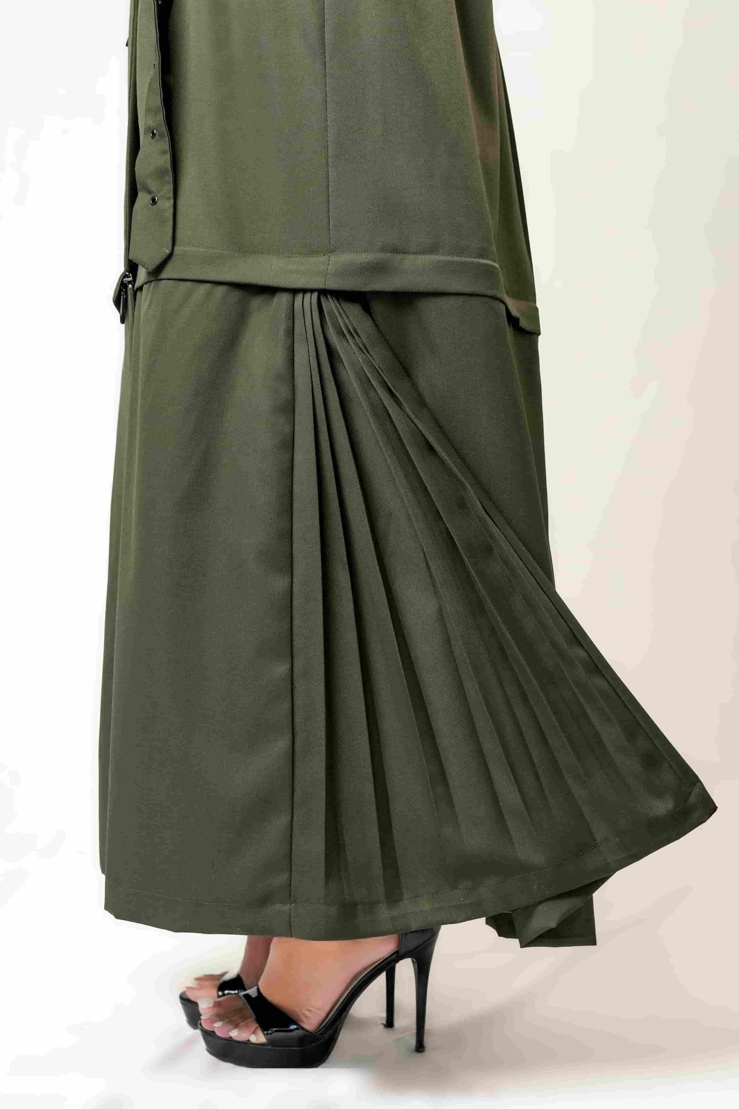 MATCHA TRENCH COAT