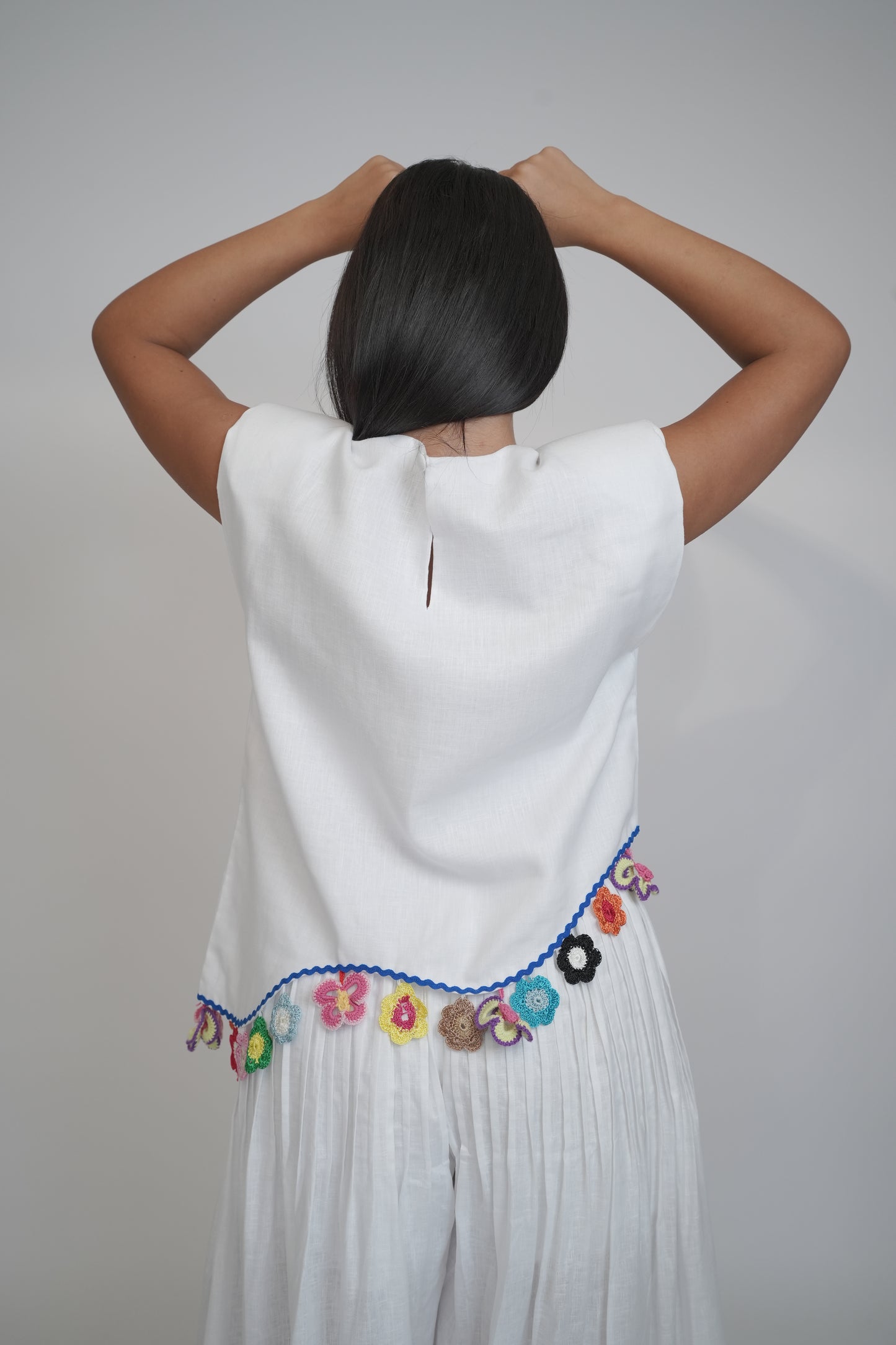 Fiji Summer Sleeveless White Linen Top