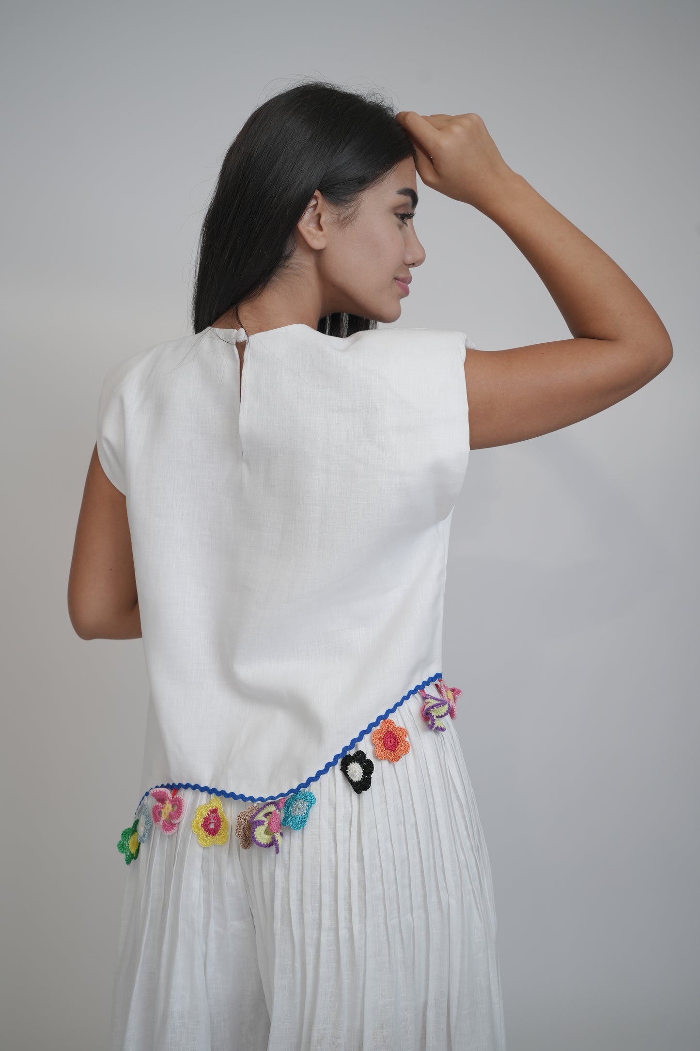 Fiji Summer Sleeveless White Linen Top