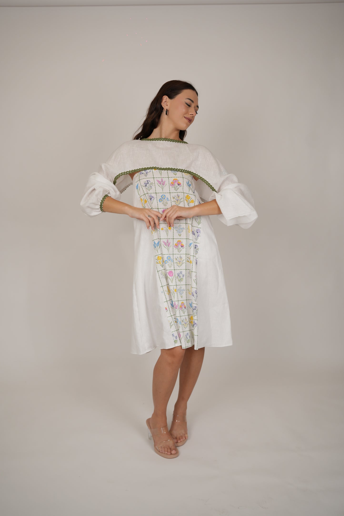 Poppy White Floral Short Dress