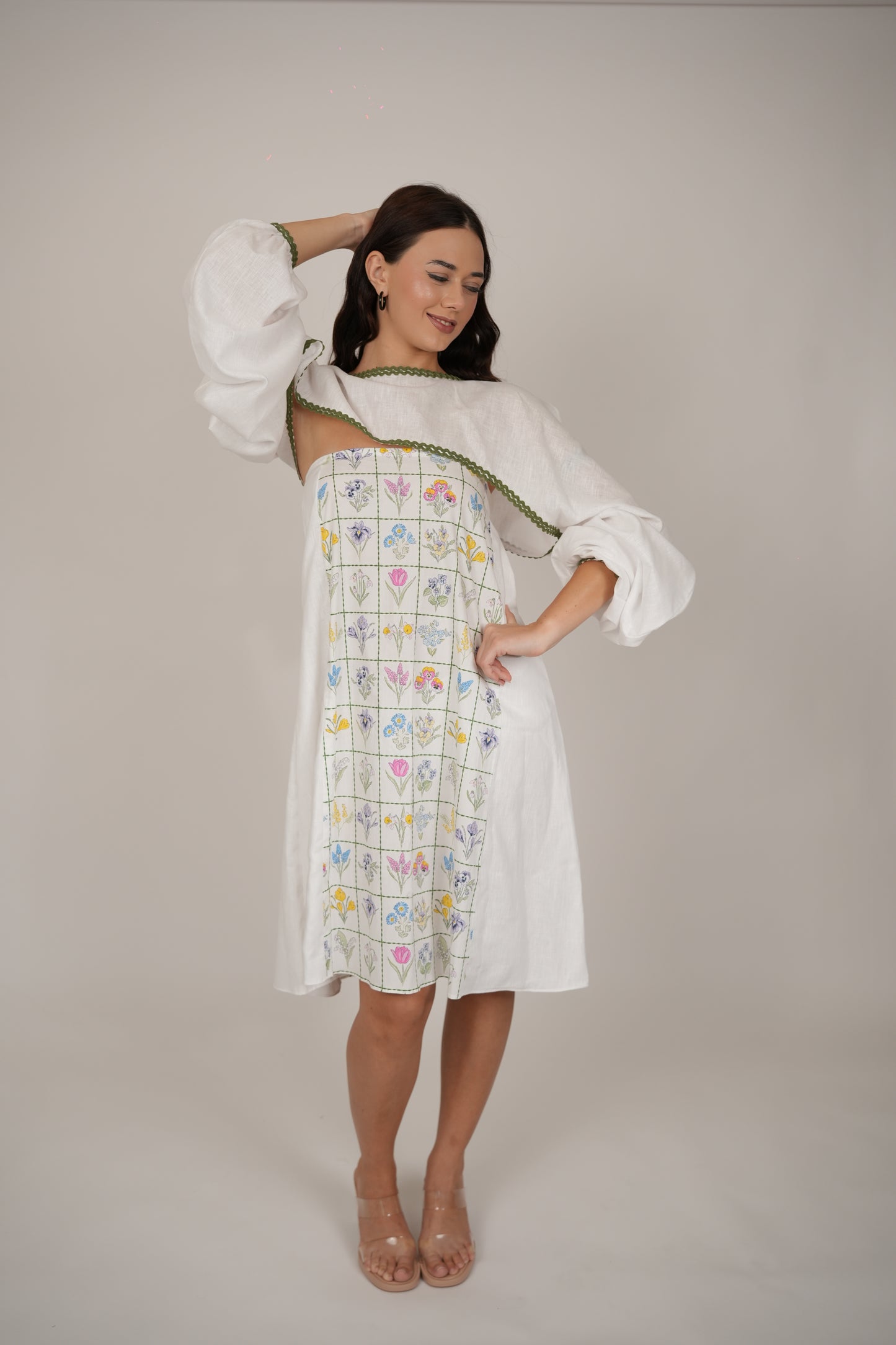 Poppy White Floral Short Dress