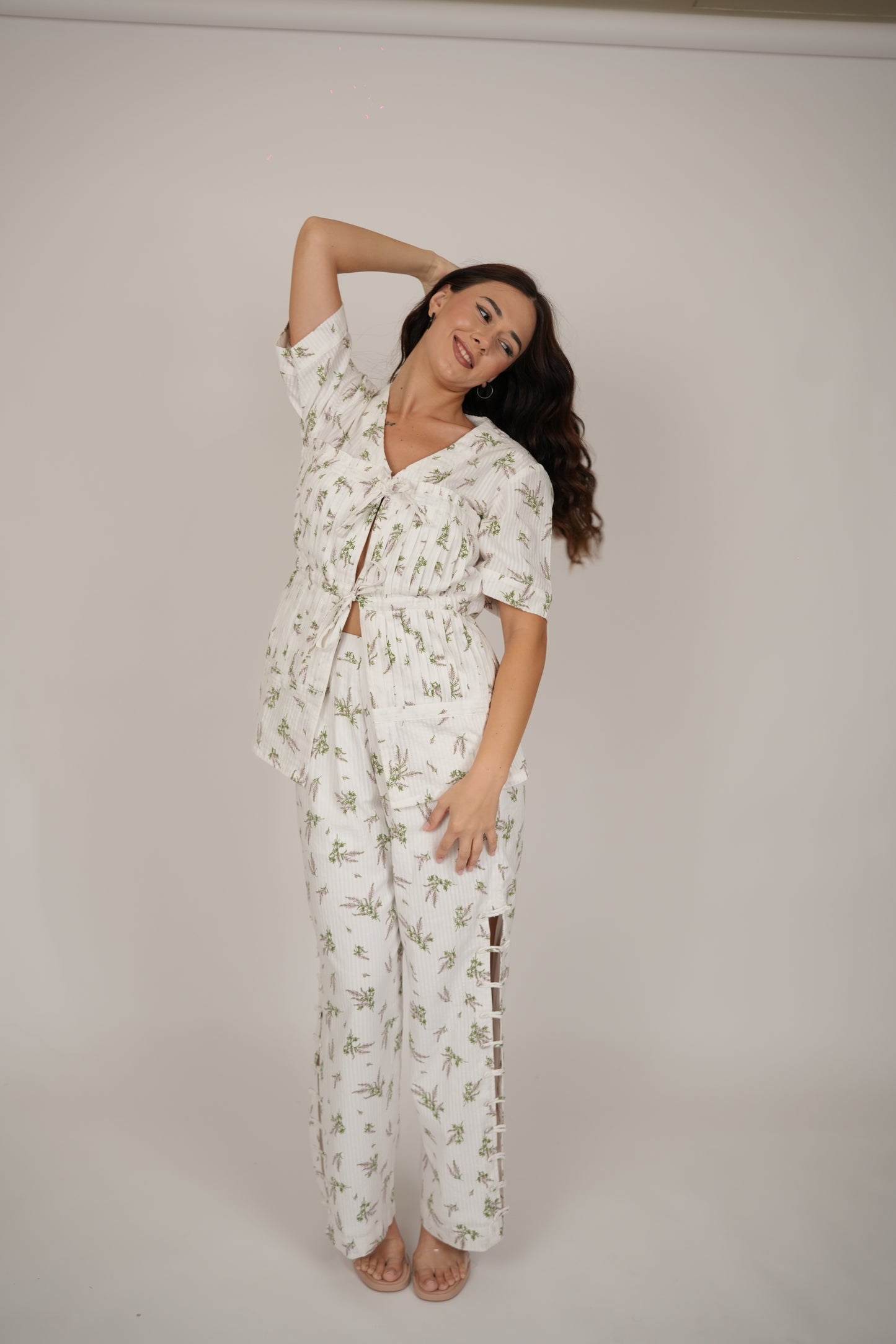 Aster Floral White Top/Shirt