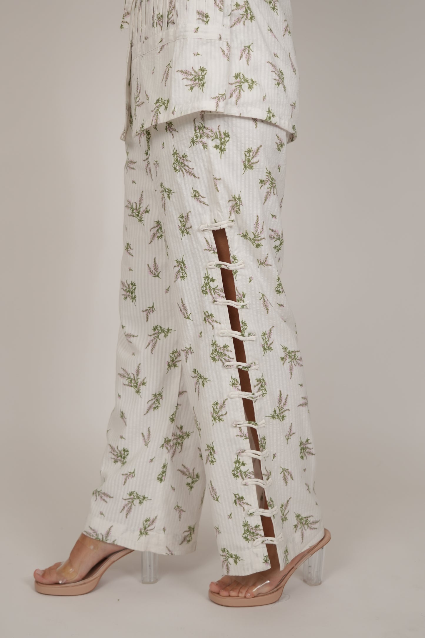 ASTER WHITE FLORAL SET