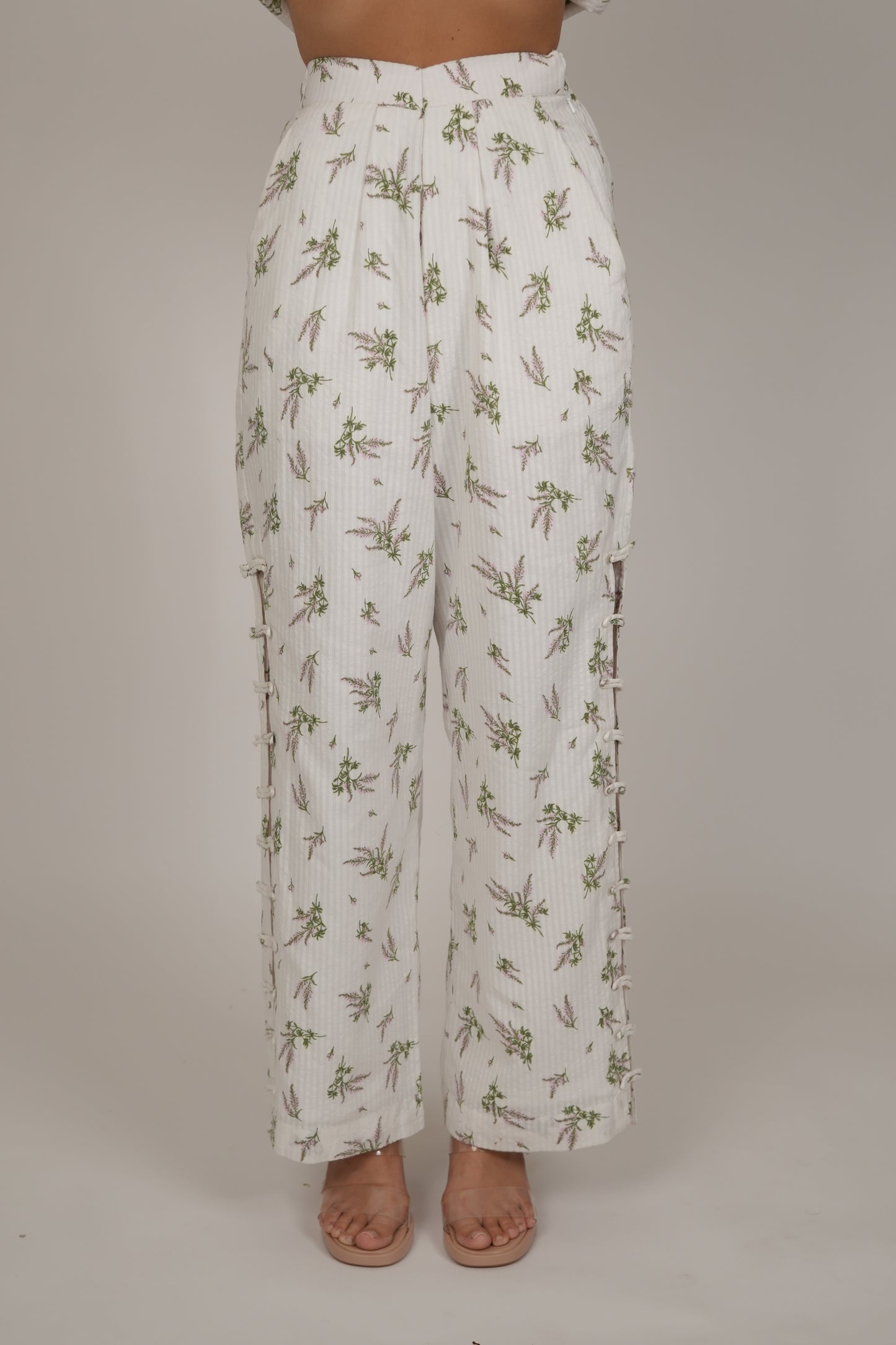 ASTER WHITE FLORAL SET