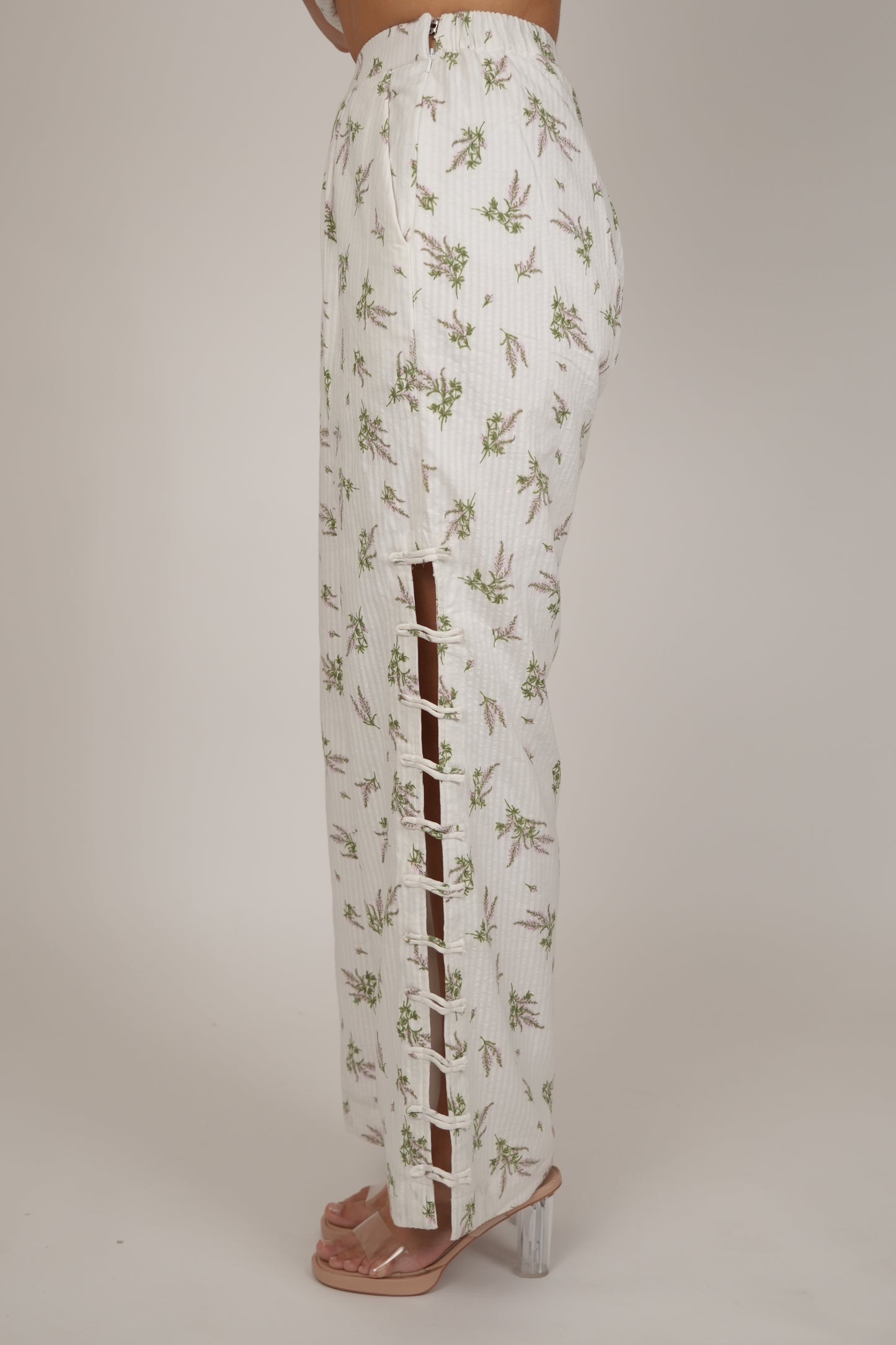 ASTER WHITE FLORAL SET