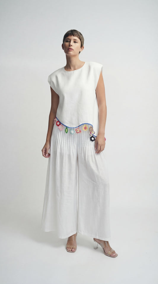 Fiji Summer Sleeveless White Linen Top
