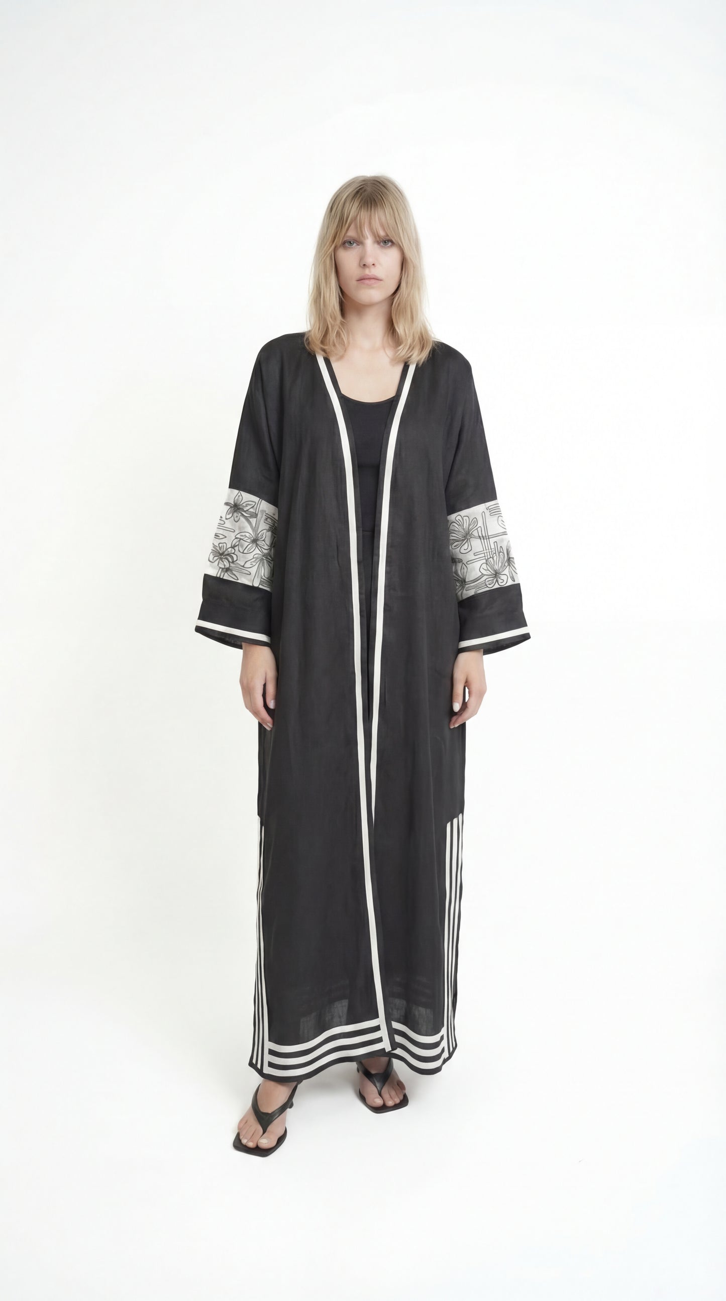 Aaliyah Black Abaya Shrug