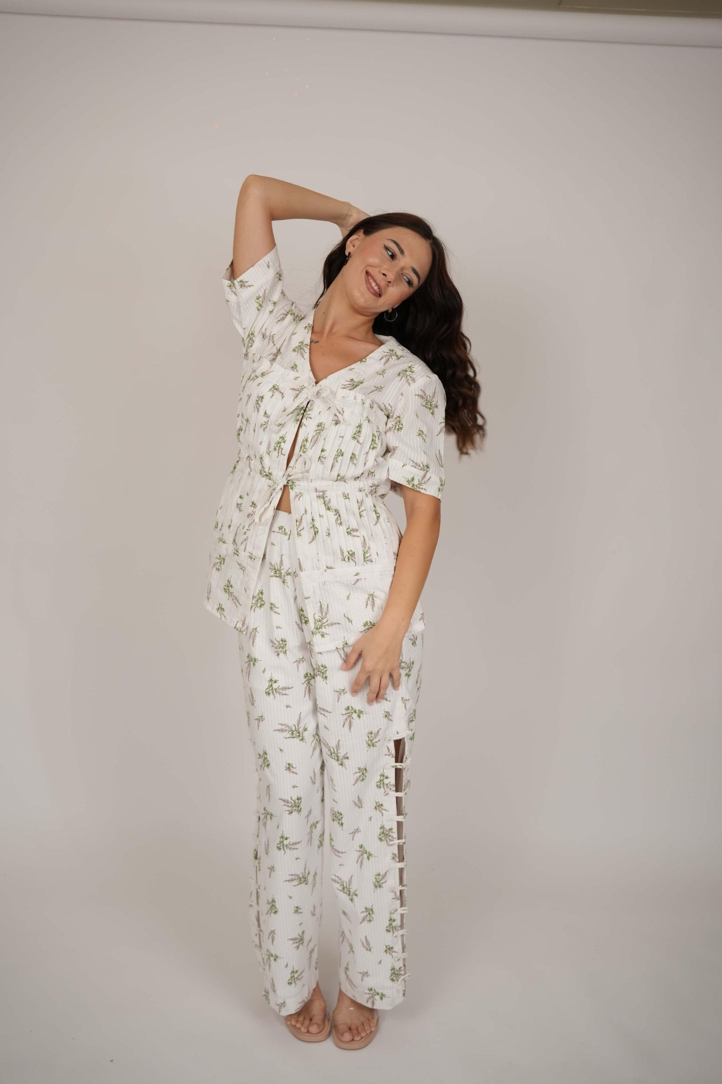 Aster Floral White Top/Shirt